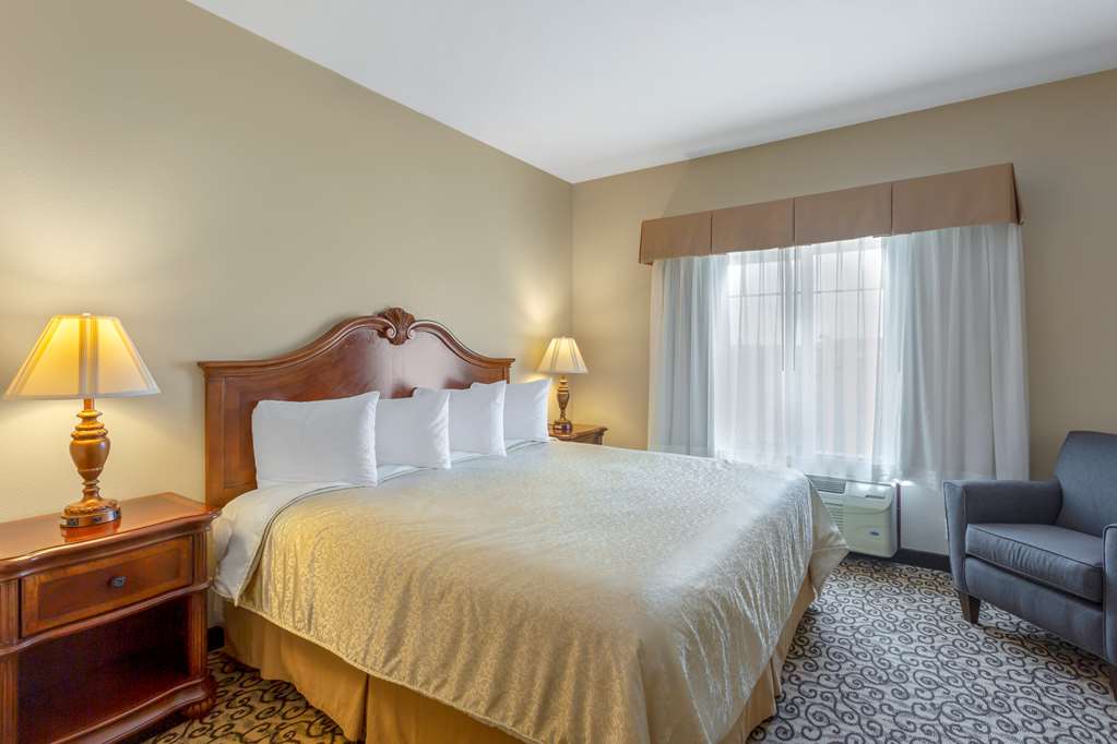 Best Western Plus Fossil Country Inn & Suites - photo 20