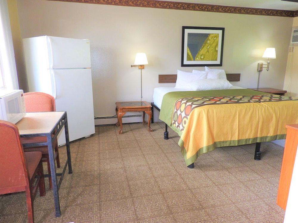 Country Meadow inn - photo 11