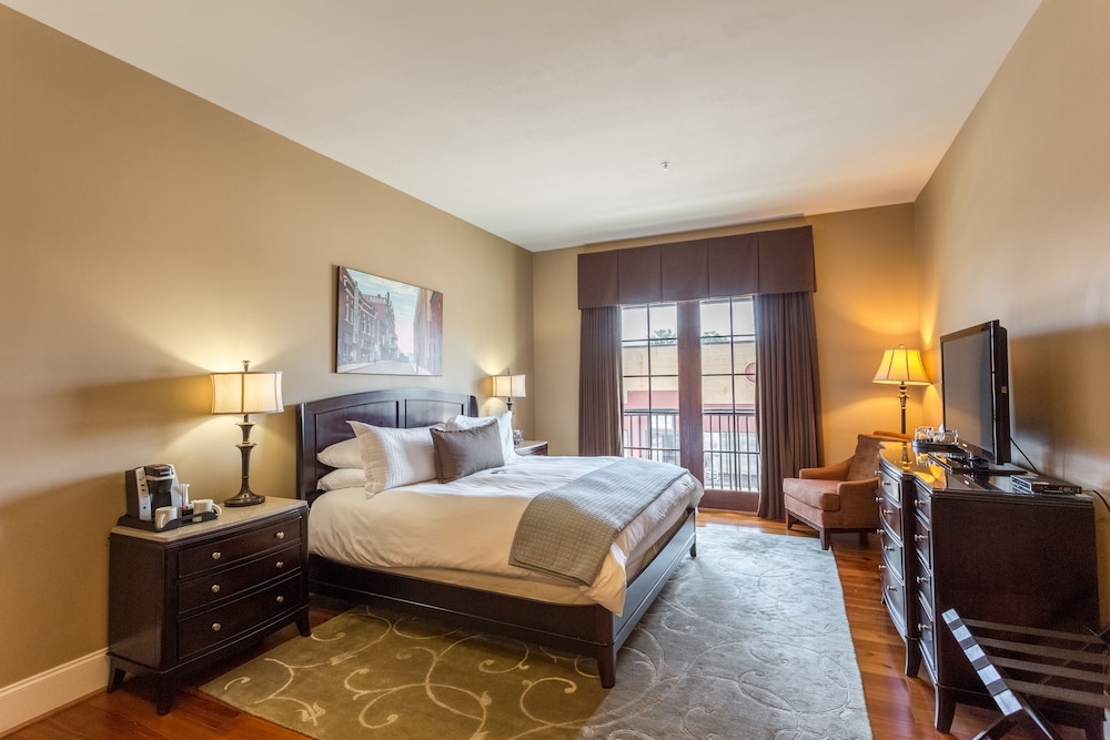 The Bleckley Inn - photo 11