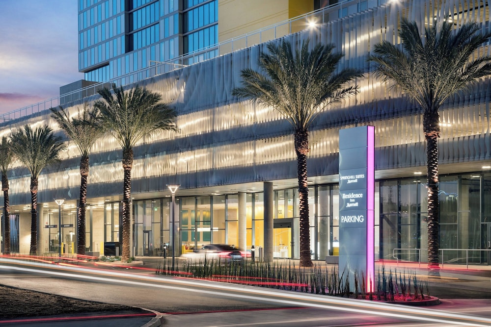Springhill Suites San Diego Downtown Bayfront - photo 35