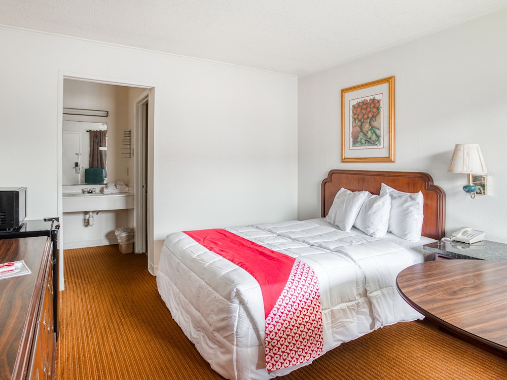 OYO Hotel San Antonio East - photo 7