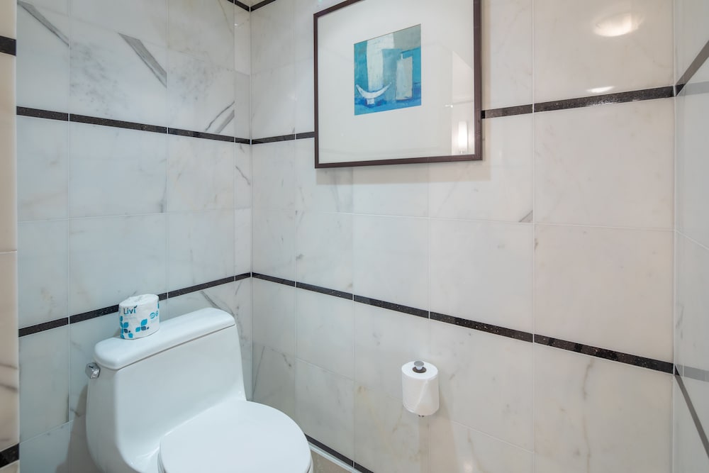 Fontainebleau Miami Beach Private Luxury Suites - photo 295