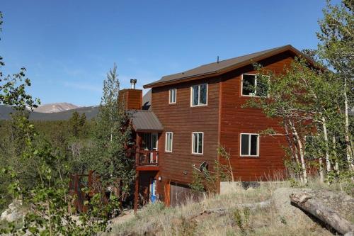 Escape to Pure Luxury with the Entire Family Blue Sky Ridge in Fairplay, United States