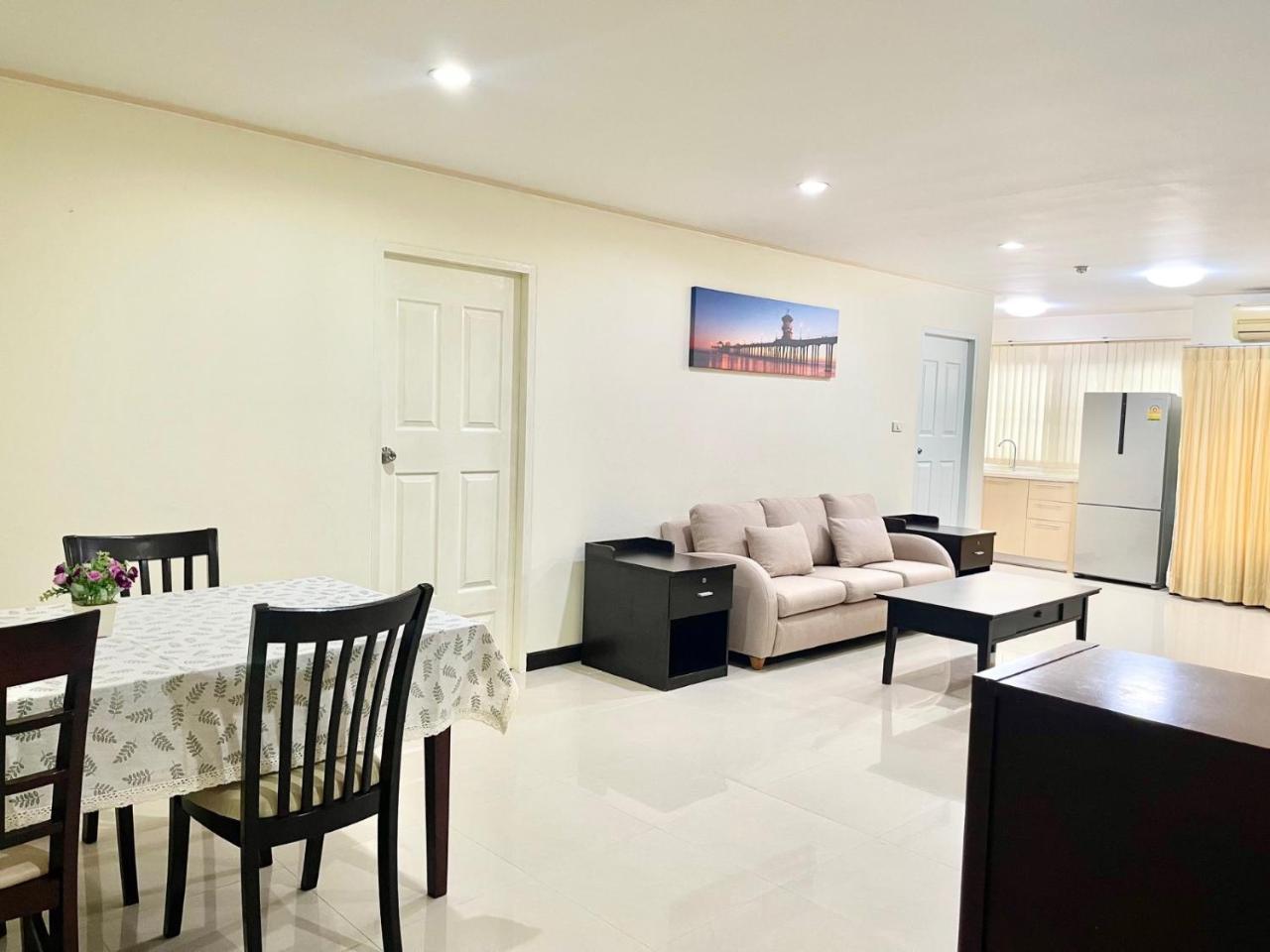 Charming Resident Sukhumvit 22