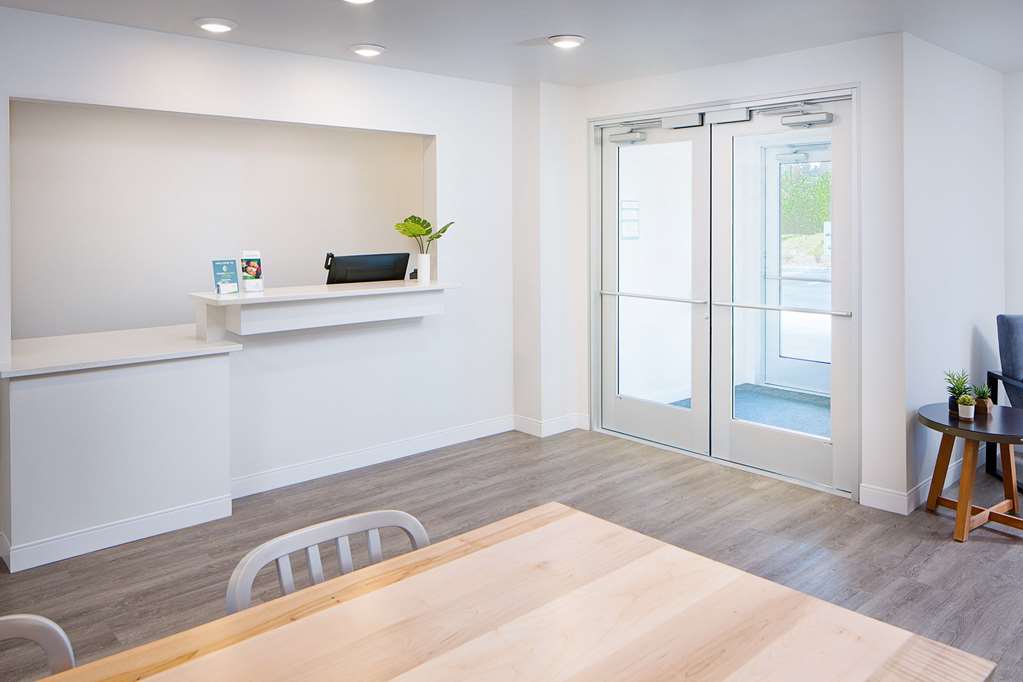 WoodSpring Suites Seattle Everett - photo 4