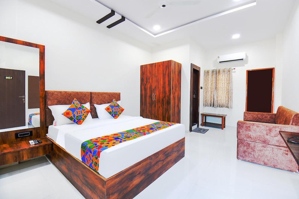 Fabexpress Jagatraj Vishwa Lodging in Aurangabad, India
