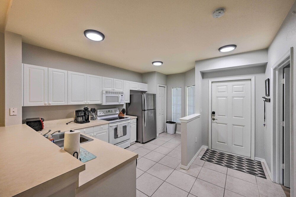Quiet Lely Resort Condo with Pool 2 Mi to Golf - photo 20