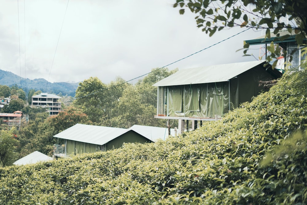 Radiance Ella Urban Camping — 5-Star Luxury Hotel in Ella Town, Sri Lanka
