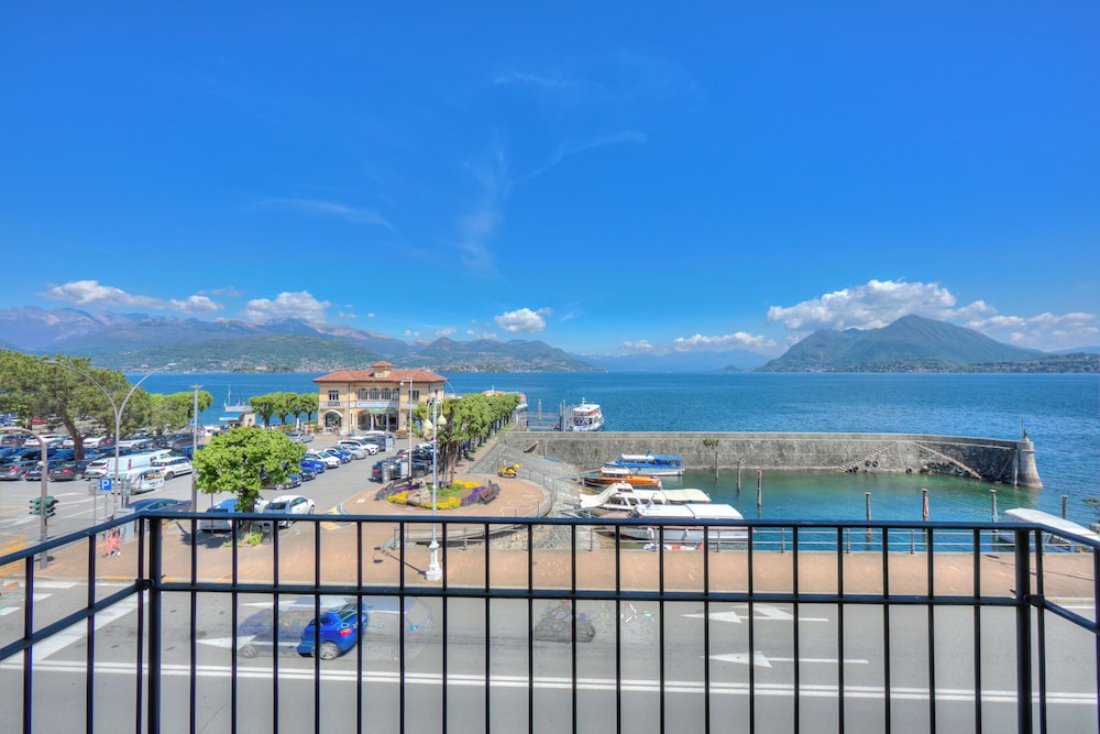 Il Porticciolo Stresa Stunning Lake View — 4-Star Luxury Hotel in Stresa, Italy