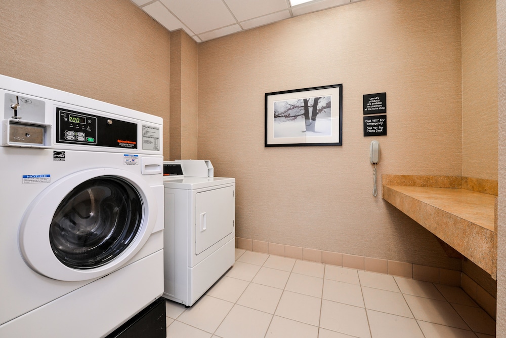 Hampton Inn & Suites Plymouth - photo 46