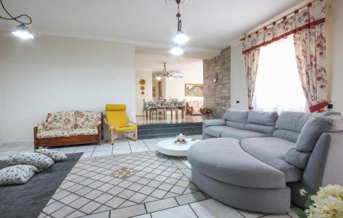 Villa Angela Holiday Apartment — 4-Star Luxury Hotel in Angri, Italy