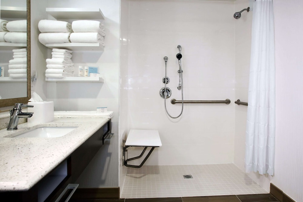Hampton Inn & Suites Baltimore Aberdeen - photo 17