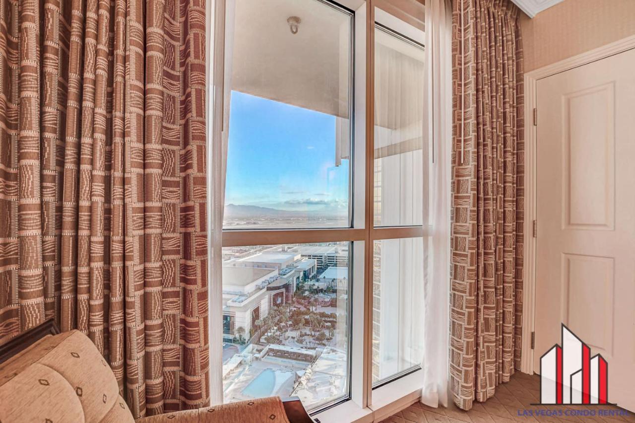 MGM Signature 28 714 1BR 2 Bath Balcony Suite