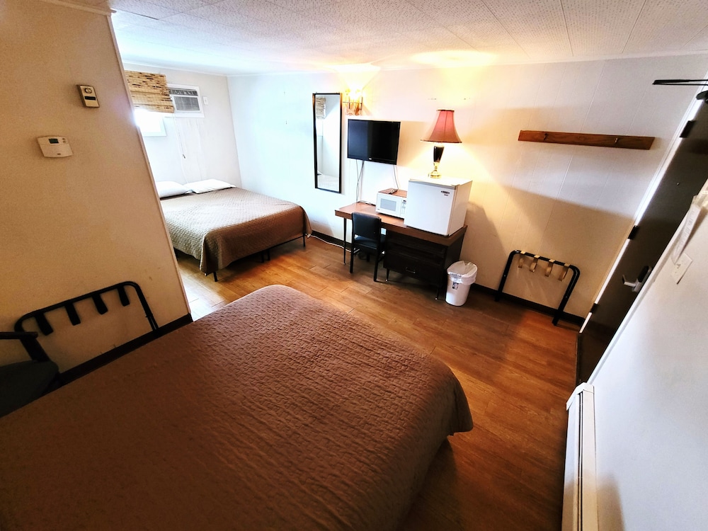 Norman Motel - photo 7