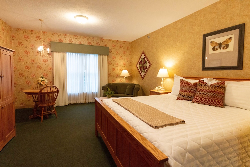 Essenhaus Inn & Conference Center - photo 25