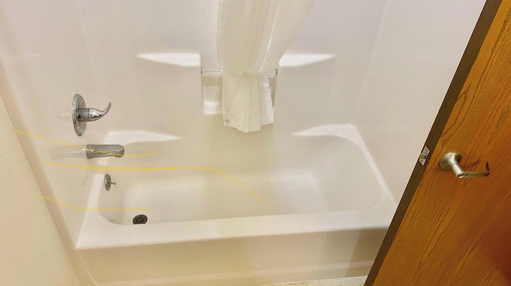 Park View Inn & Suites Hoisington - photo 38