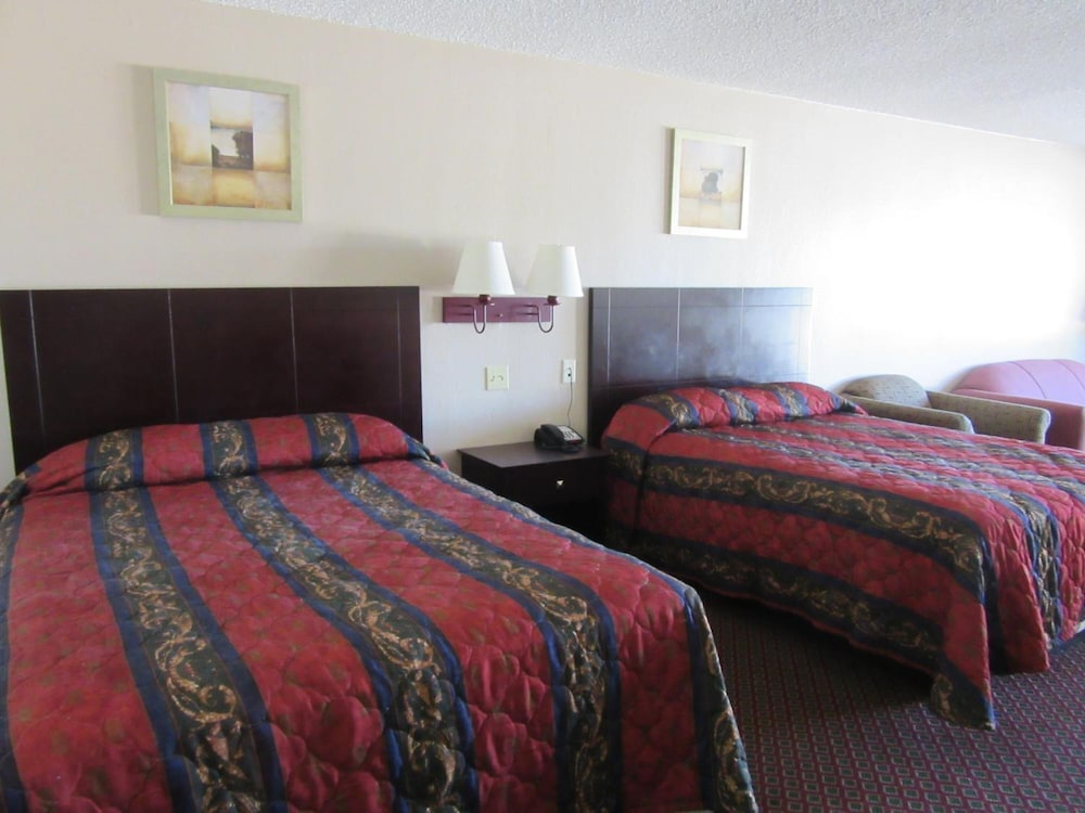 Royal Inn Abilene - photo 30