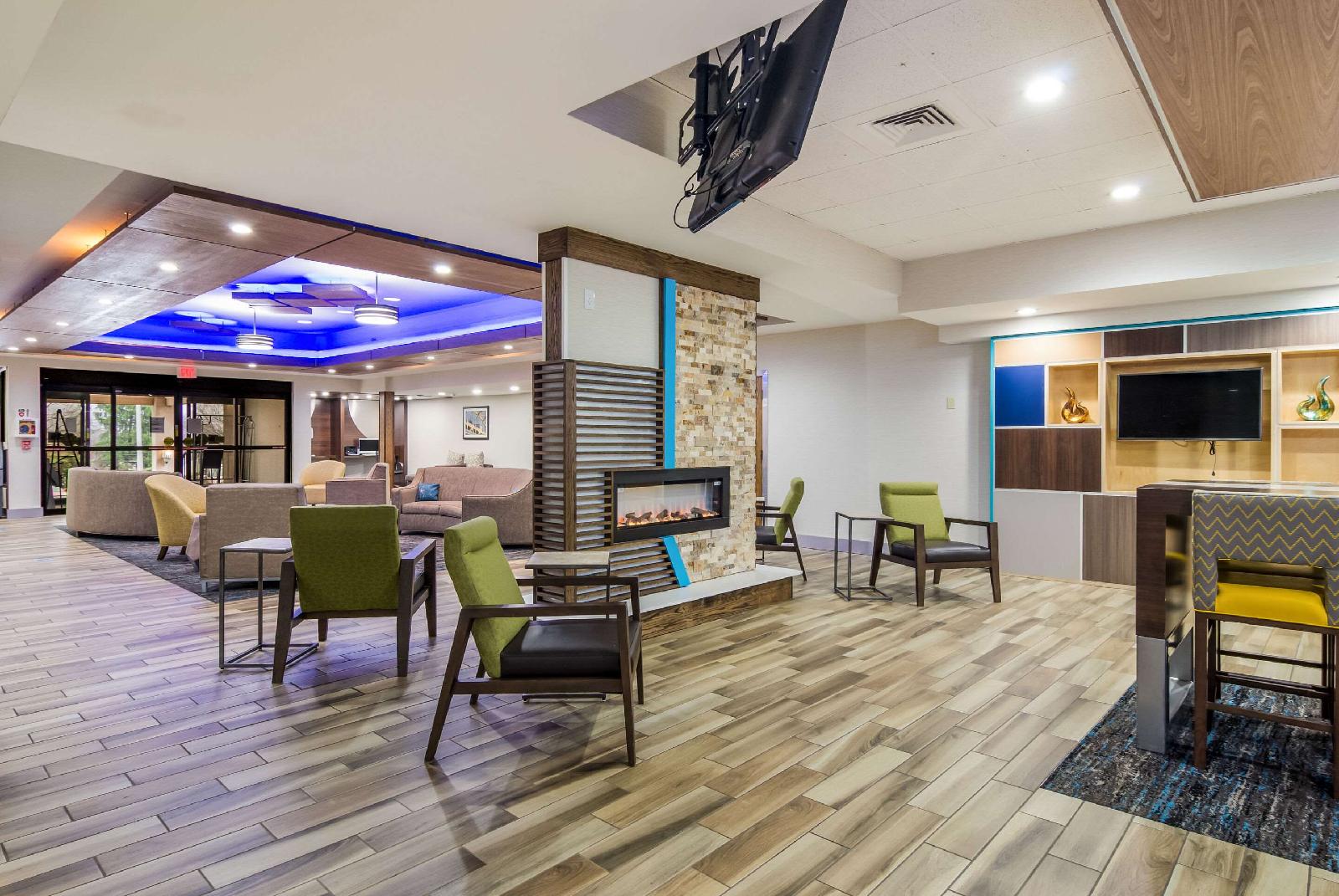 Mainstay Suites Pittsburgh - photo 13