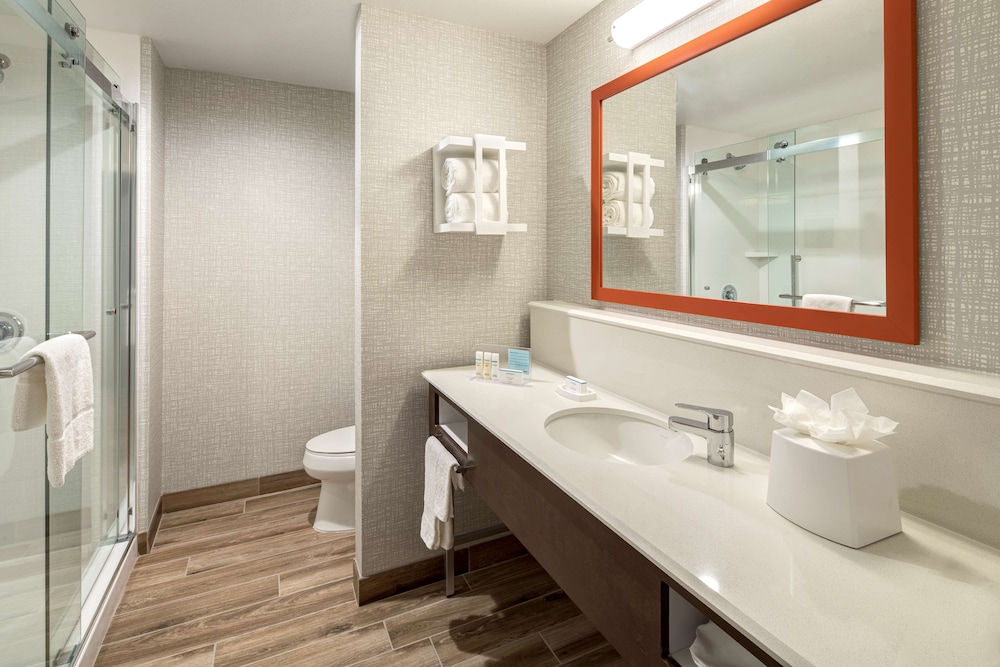 Hampton Inn & Suites Indio - photo 24