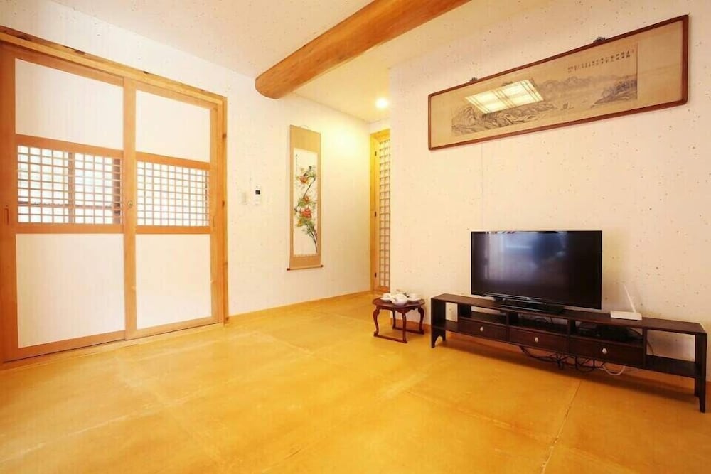 Chosun Royal Family Hotel in Yeoncheon, South Korea