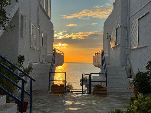 Traditional Seaview Maisonette — Saronida — photo 3