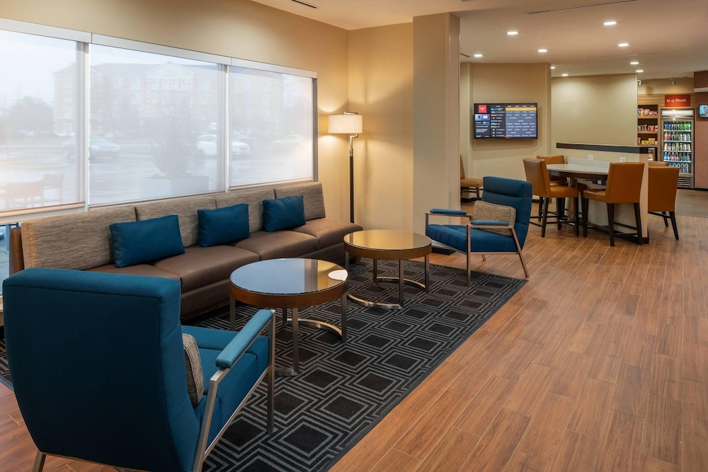 TownePlace Suites by Marriott Clarksville - photo 5