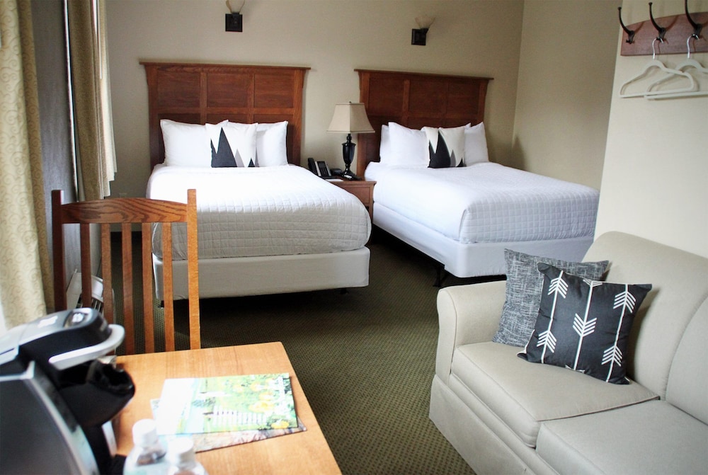 The Calvert Hotel - photo 10