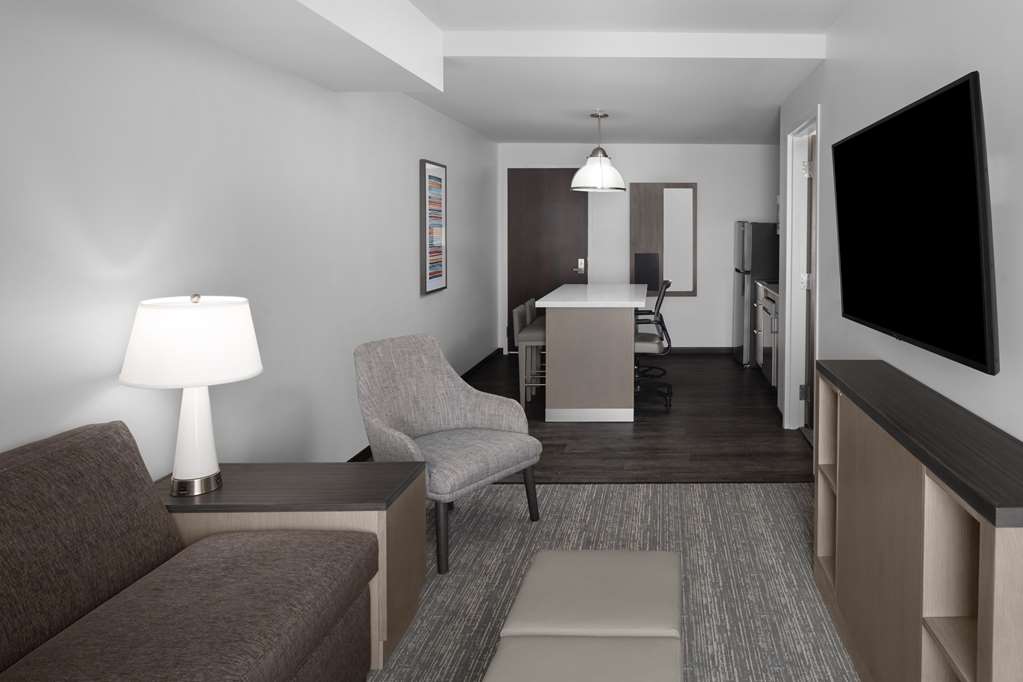 Hyatt House Lansing University Area - photo 25