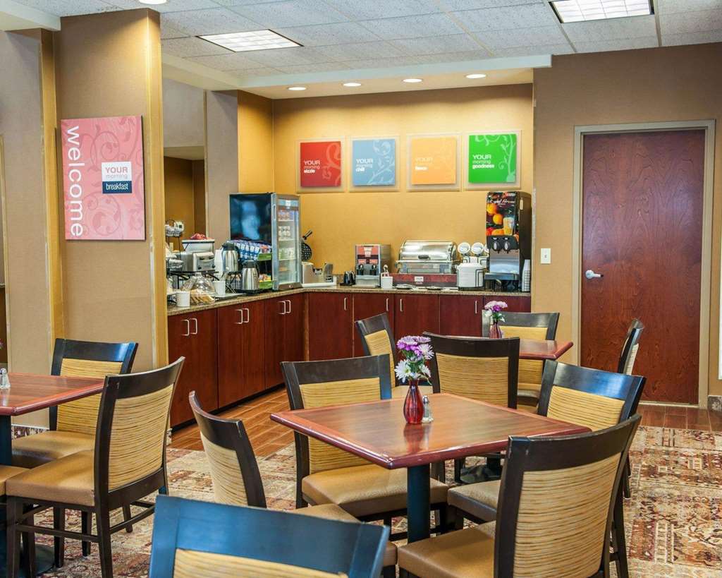 Comfort Inn Bloomington near University - photo 26
