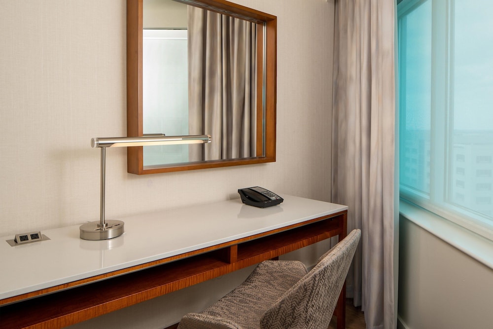 The Westin Houston Memorial City - photo 10