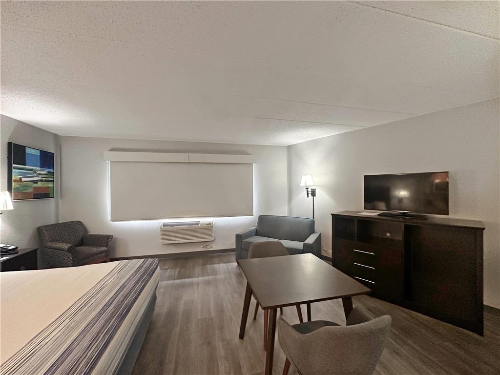 AmericInn by Wyndham Menominee - photo 21