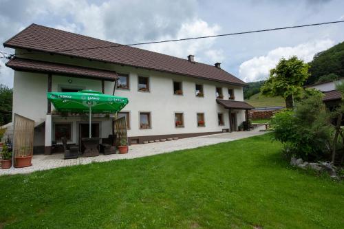 Apartma Vidmar Otlica 15354972 — Ajdovscina
