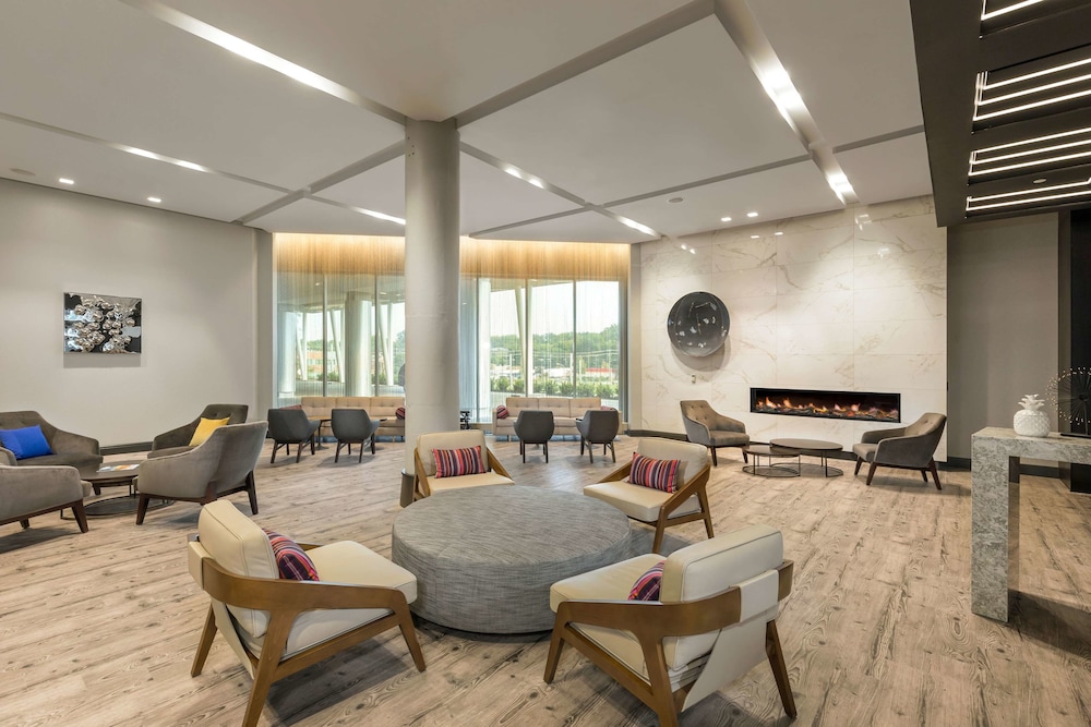 The Summit Hotel - photo 46