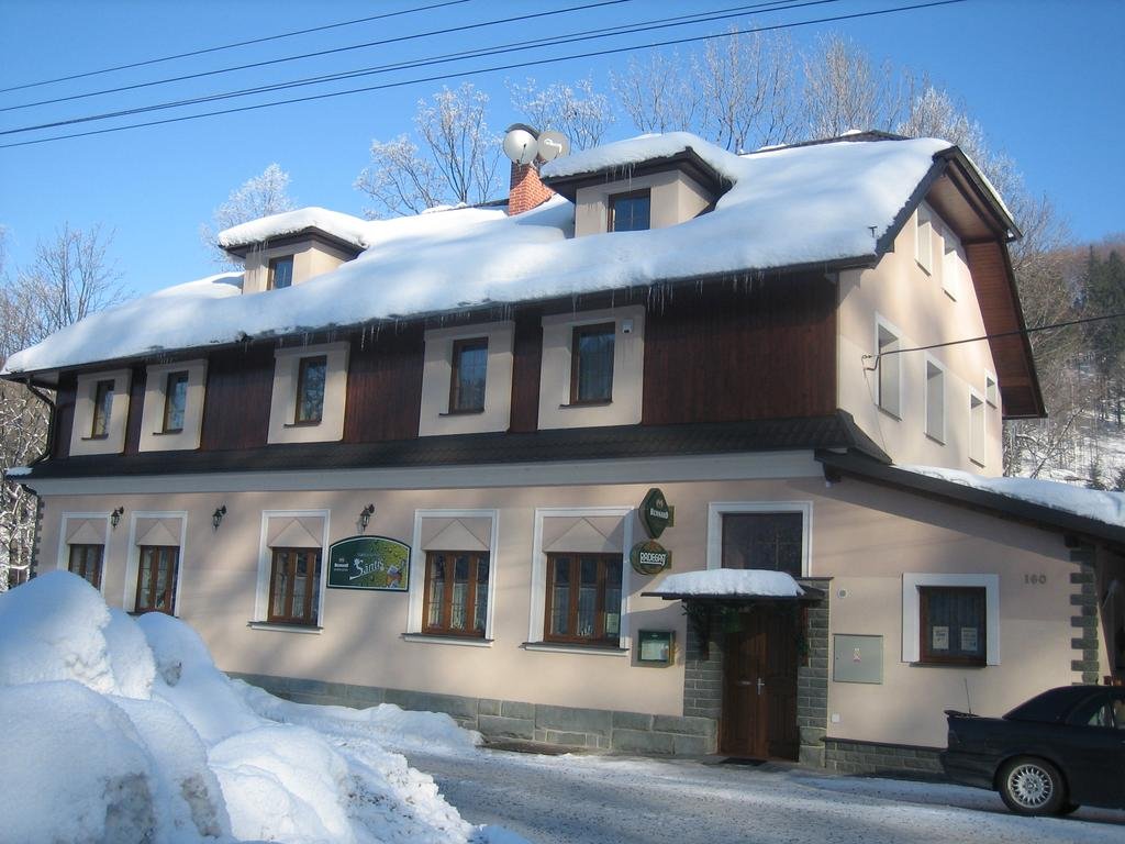 Hotel Säntis in Komorni Lhotka, Czech Republic