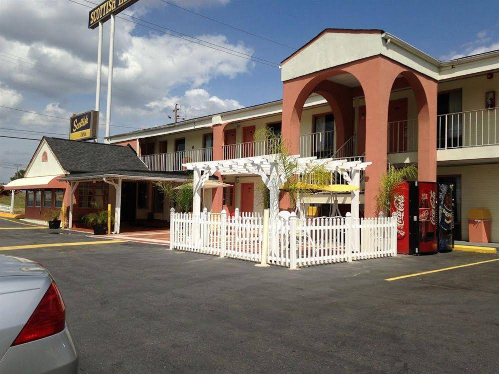 Deluxe Inn Augusta — Augusta