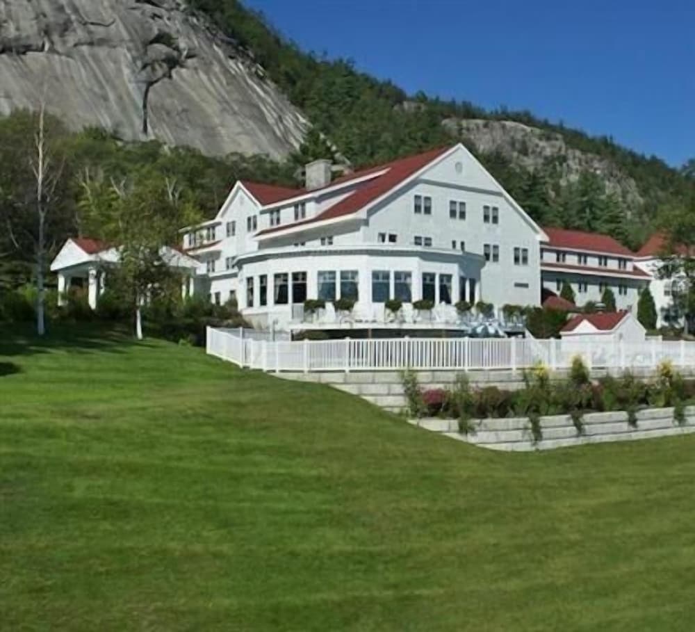 The White Mountain Hotel & Resort - photo 32
