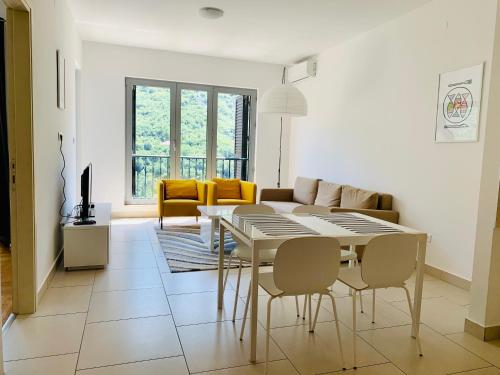 Lavender Bay Apartment E7 — 4-Star Luxury Hotel in Podgorica, Montenegro