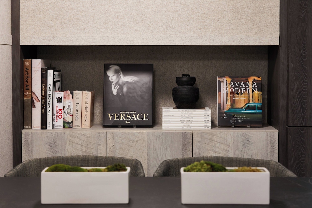 AC Hotel by Marriott Miami Airport West Doral - photo 27