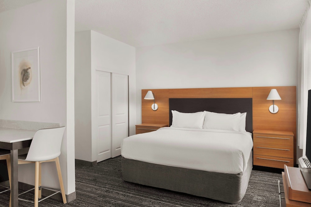 TownePlace Suites Chicago Naperville - photo 7