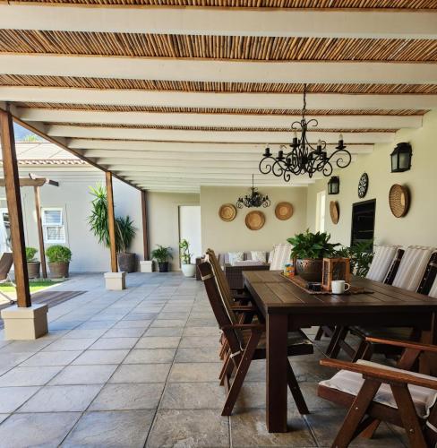 Mountain view home in exclusive security estate Hout Bay Cape Town
