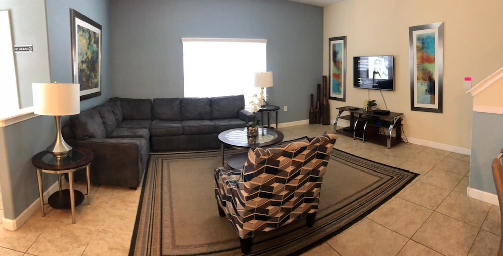 Family Friendly 5 Bedrooms Home Close to Disney 4849 — 5-Star Luxury Hotel in Kissimmee, United States