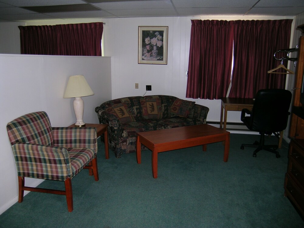 Travel Inn of La Junta - photo 23