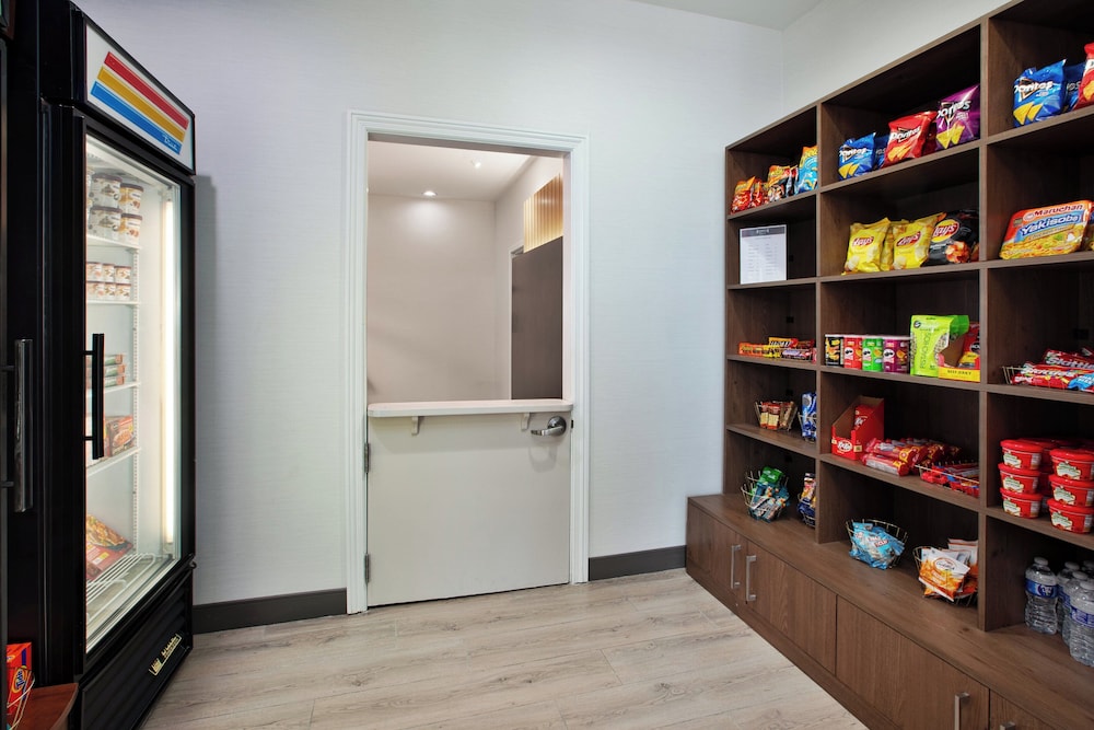 Staybridge Suites Omaha 80th And Dodge - photo 35