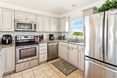 6170 Poolside Paradise - photo 7