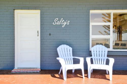 Saltys 4brm Beachfront Wifi — Victor Harbor