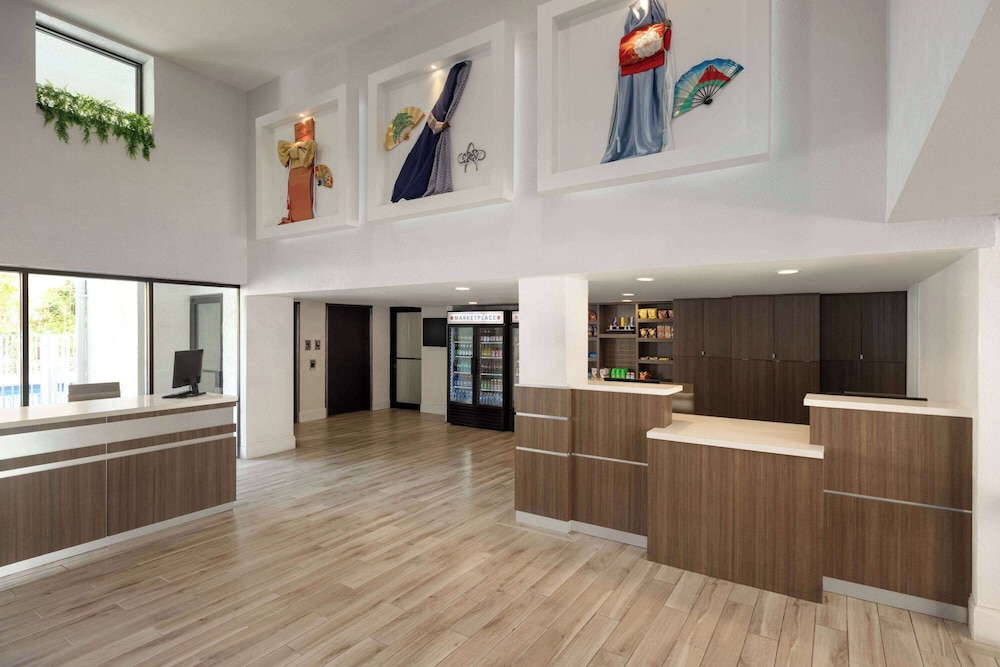 Mai Hana Hotel & Suites International Drive - photo 3