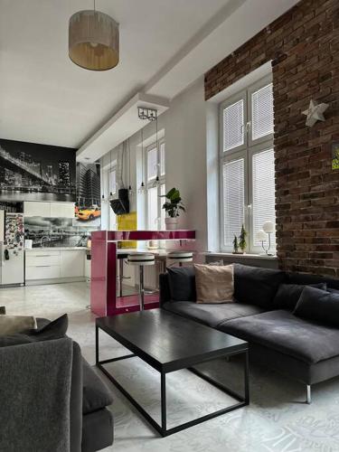 P 122 Piotrkowska Apartment. — 4-Star Luxury Hotel in Lodz, Poland