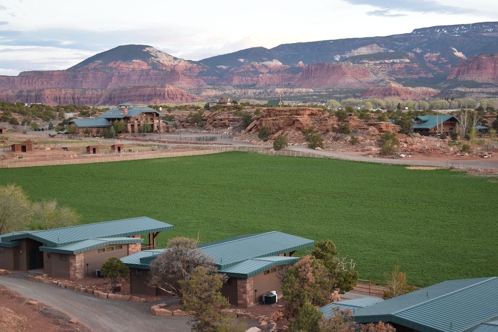 Cougar Ridge Resort LLC - featured photo