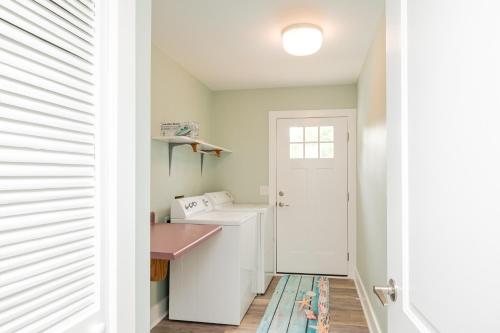 Zaruba Beach by Oak Island Accommodations - photo 2