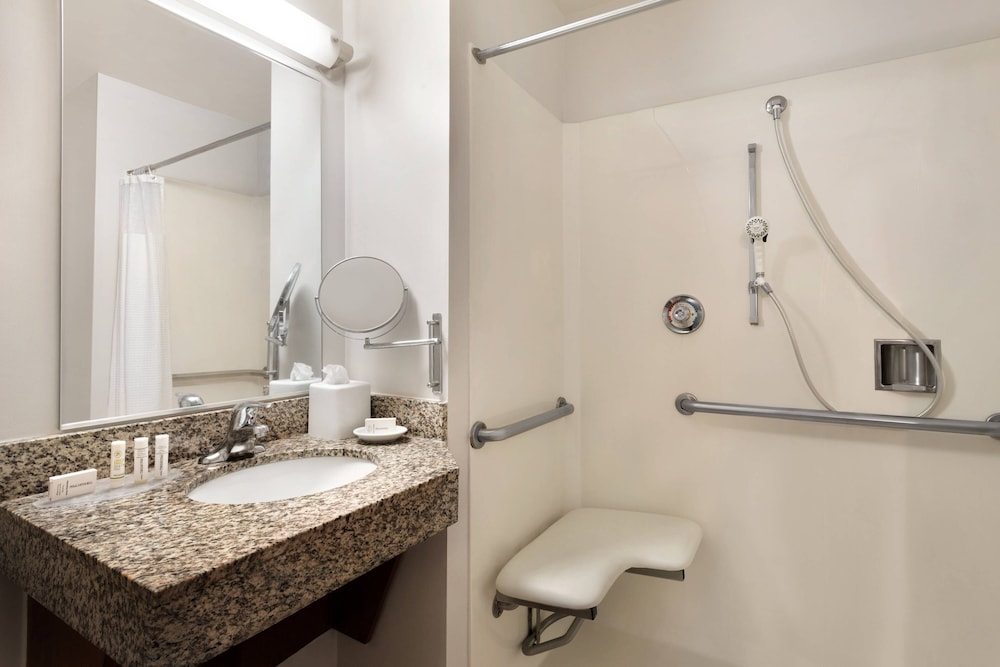 Towneplace Suites by Marriott Boca Raton - photo 31